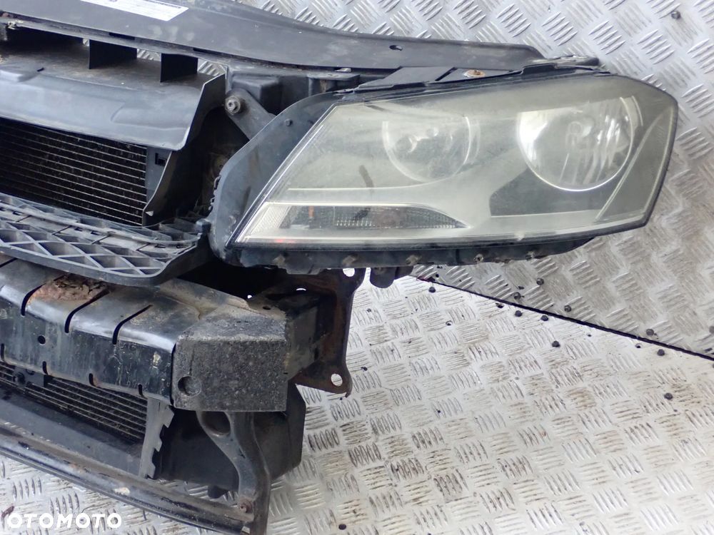 PAS PRZEDNI CHŁODNICE WENTYLATOR VW PASSAT B7  2.0 TDI - 4