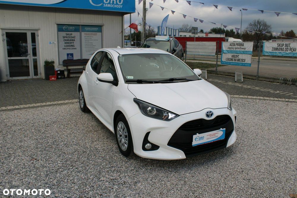 Toyota Yaris - 4