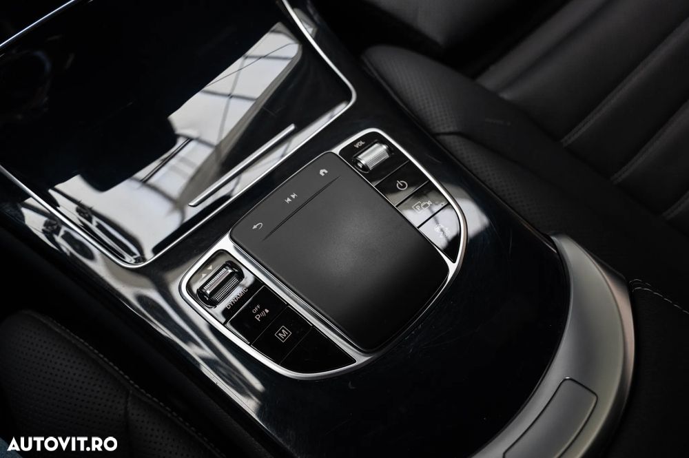 Mercedes-Benz GLC Coupe 300 e 4Matic 9G-TRONIC AMG Line - 15