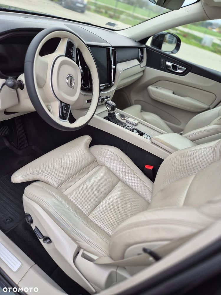 Volvo XC 60 D5 AWD Inscription - 13