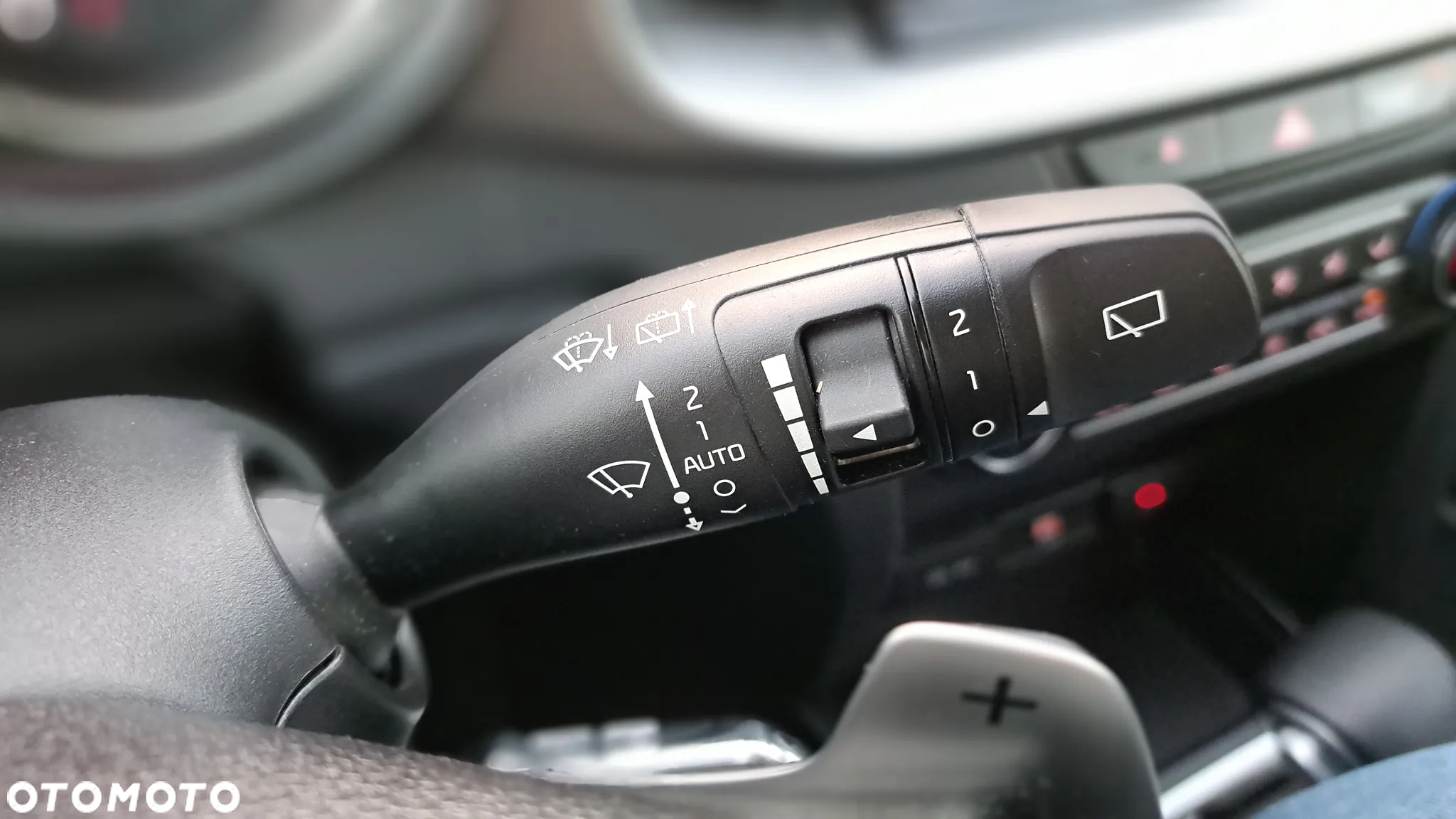 Kia XCeed 1.5 T-GDI M DCT - 30