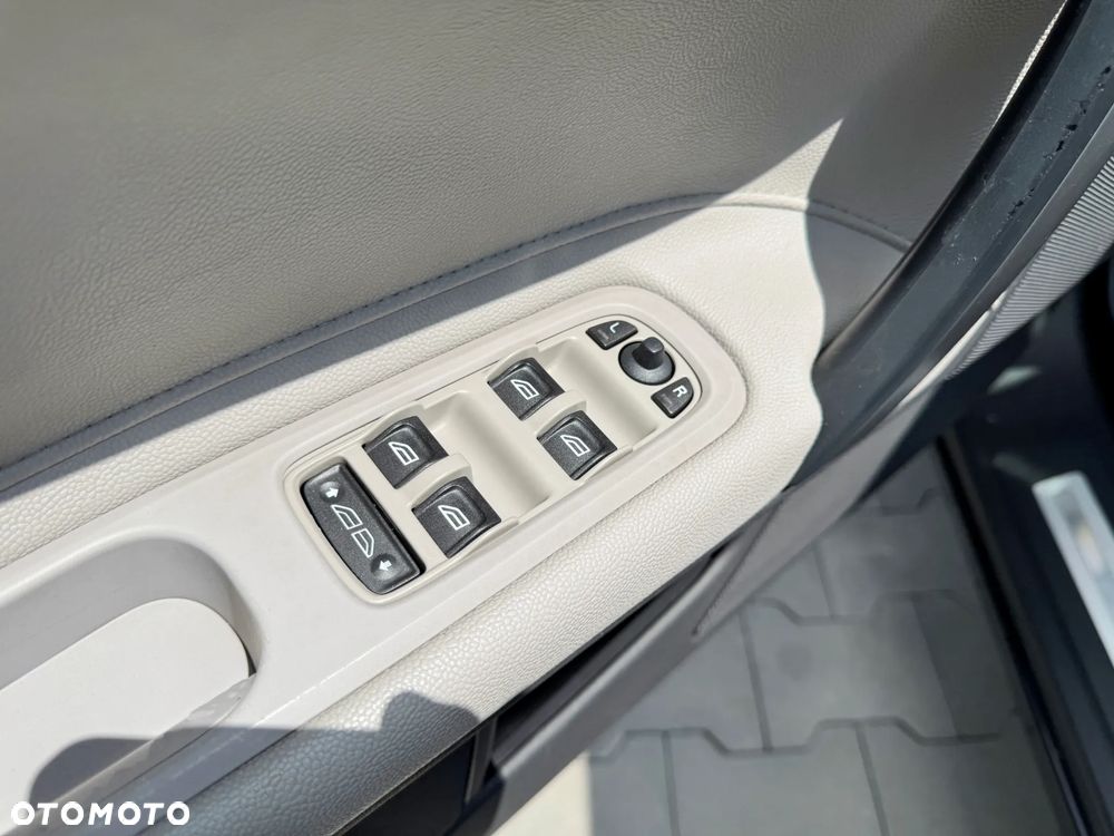 Volvo C70 2.0D Summum - 31