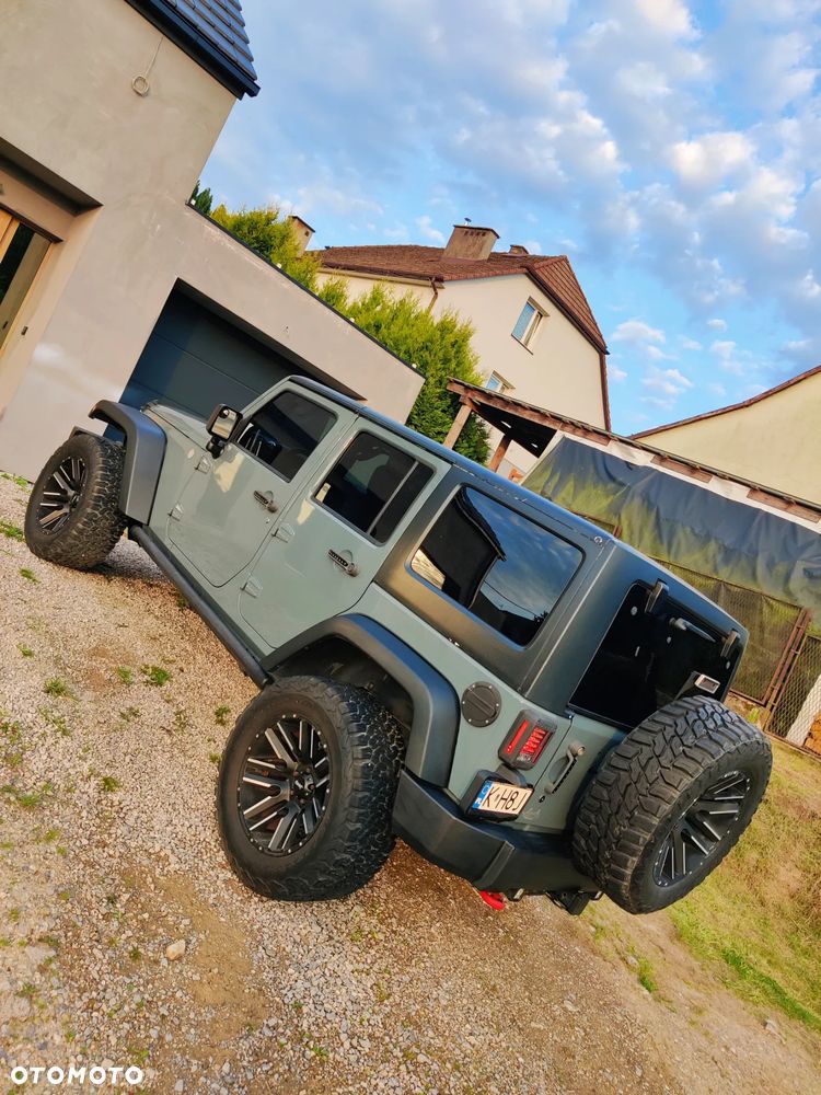Jeep Wrangler - 6