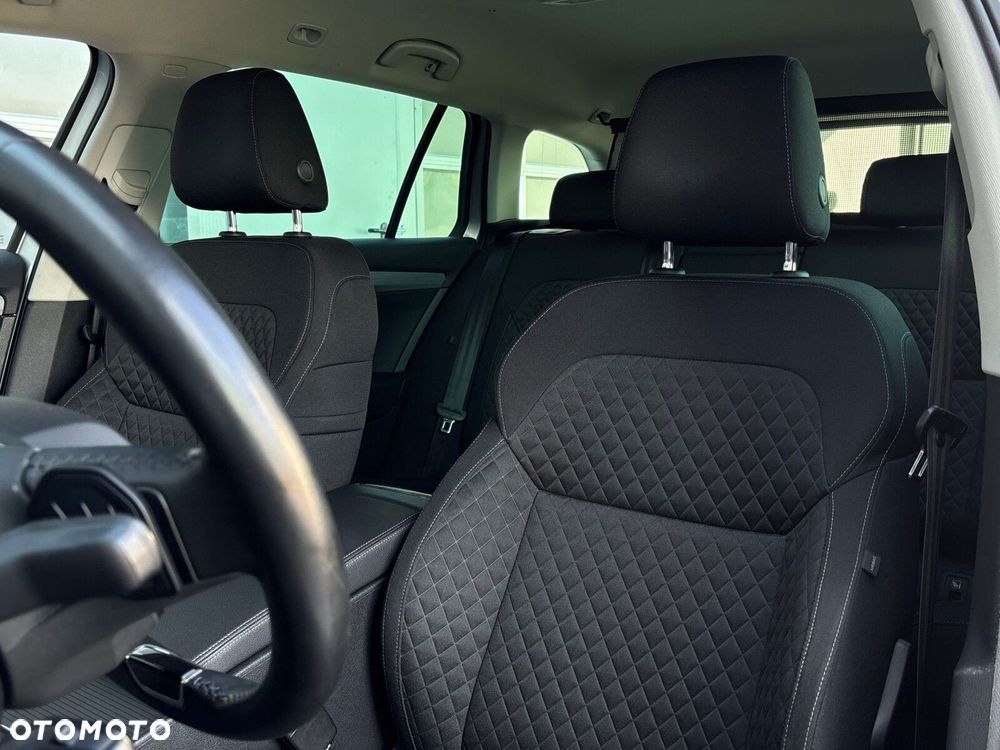 Skoda Superb 2.0 TDI SCR Ambition DSG - 32