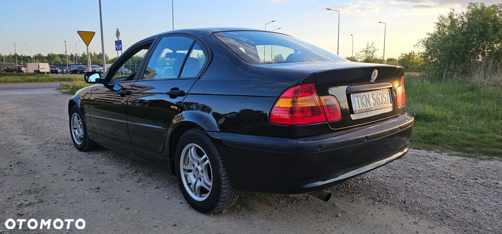 BMW Seria 3 316i - 5
