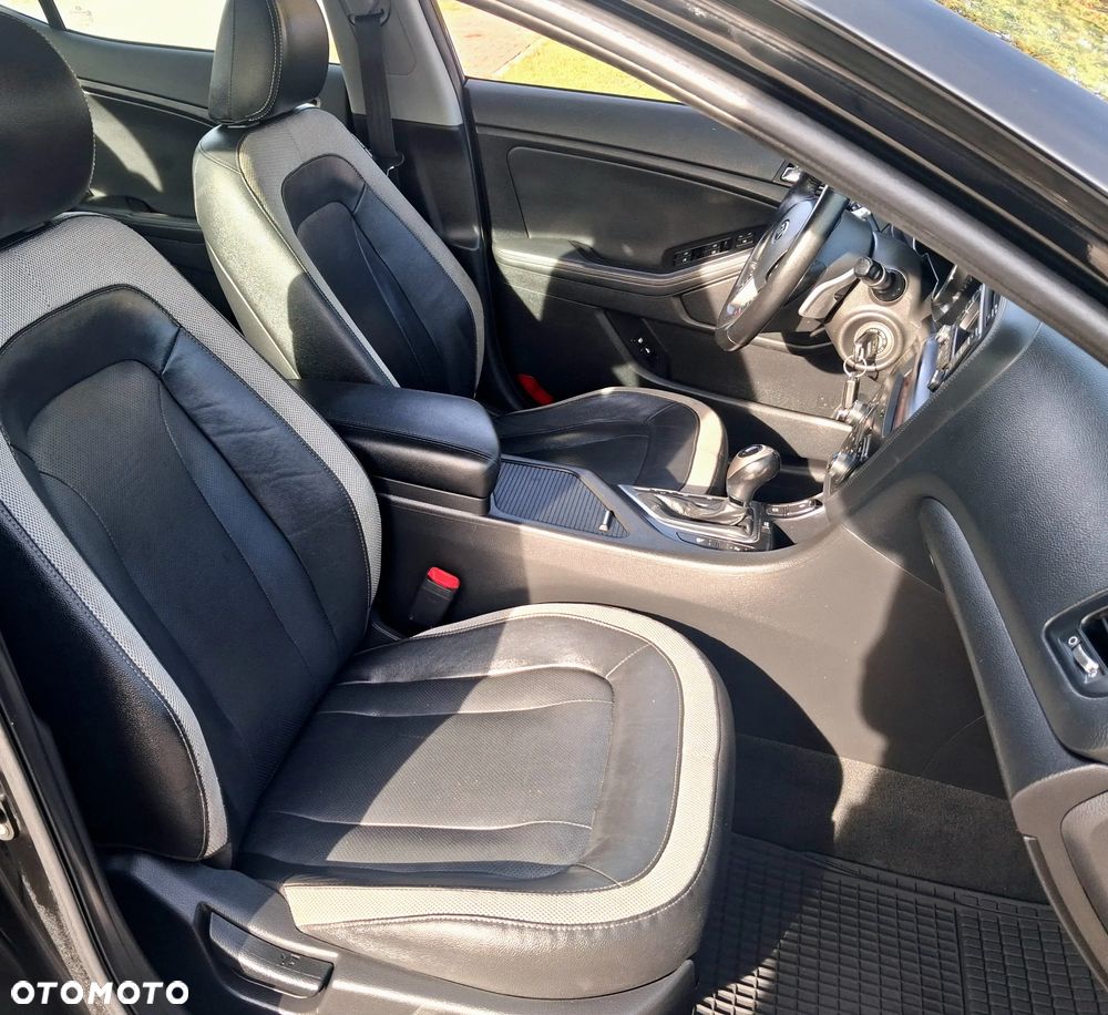 Kia Optima - 17