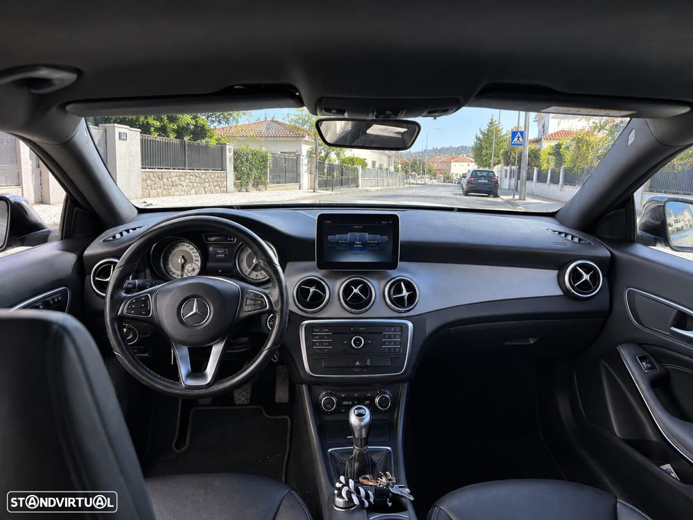 Mercedes-Benz CLA 200 - 5