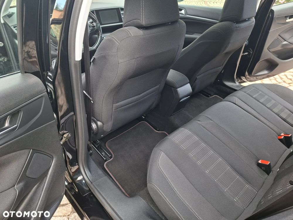 Peugeot 308 HDi FAP 150 Business Line Niveau 2 - 15