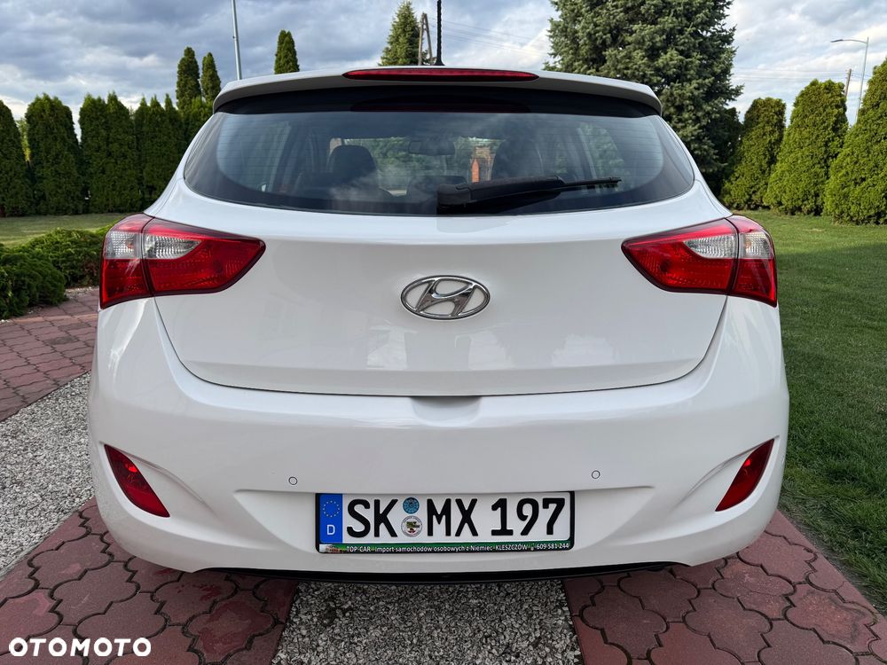 Hyundai i30 1.6 GDI Premium - 9