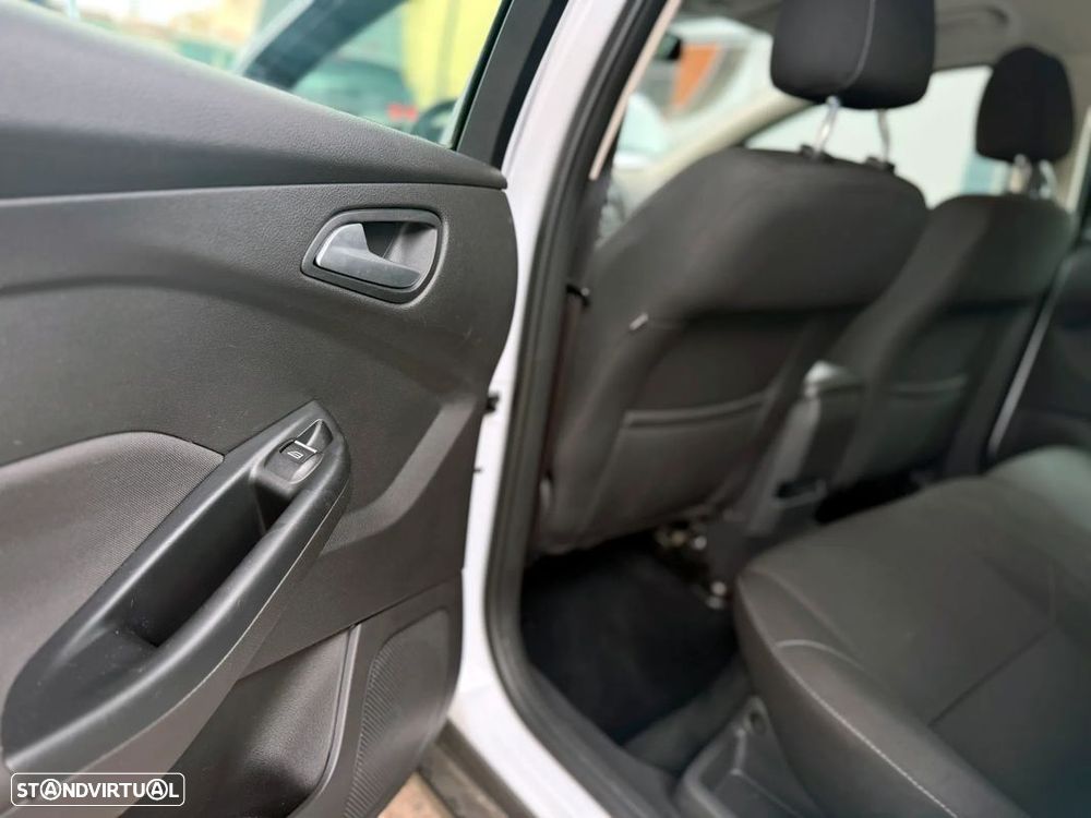 Ford Focus SW 1.5 TDCi Trend ECOnetic - 16