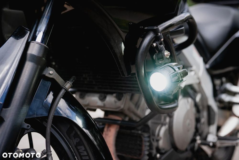 Suzuki V-STROM - 14