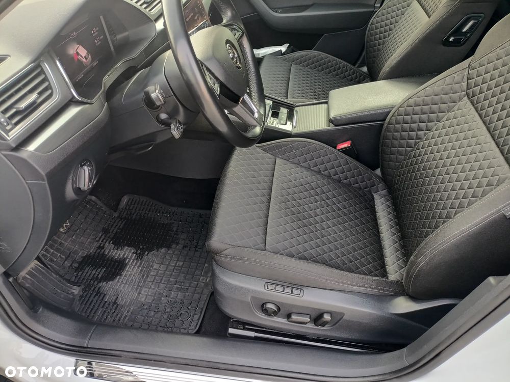 Skoda Superb 2.0 TDI Style - 30