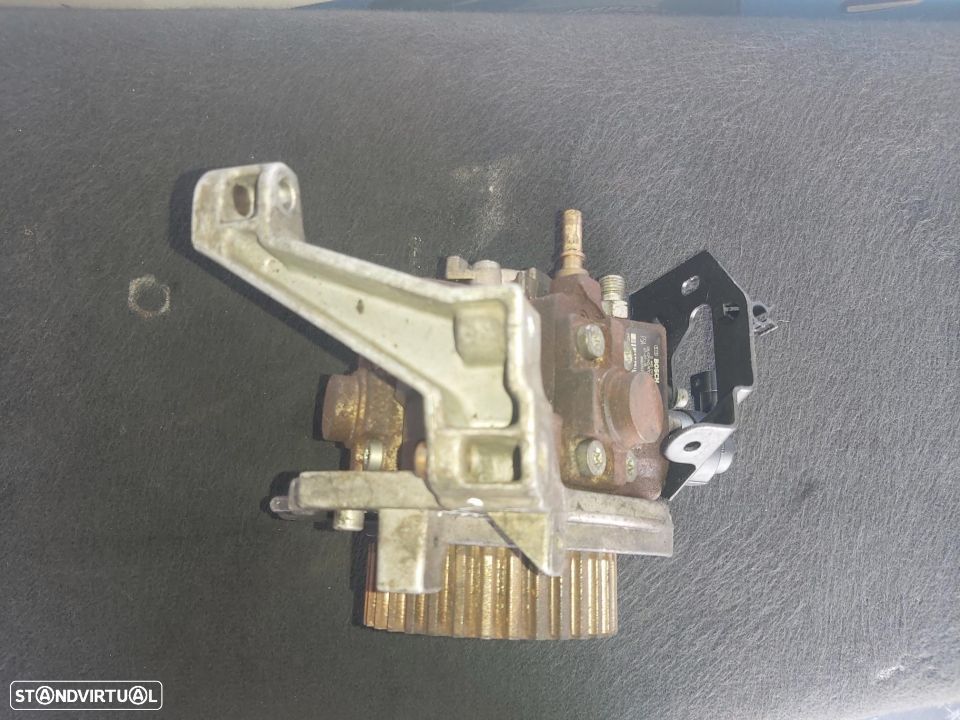 Bomba Injectora Bomba Alta Pressão Fiat Alfa Romeo Lancia  Ref:  0 445 010 102 - 2