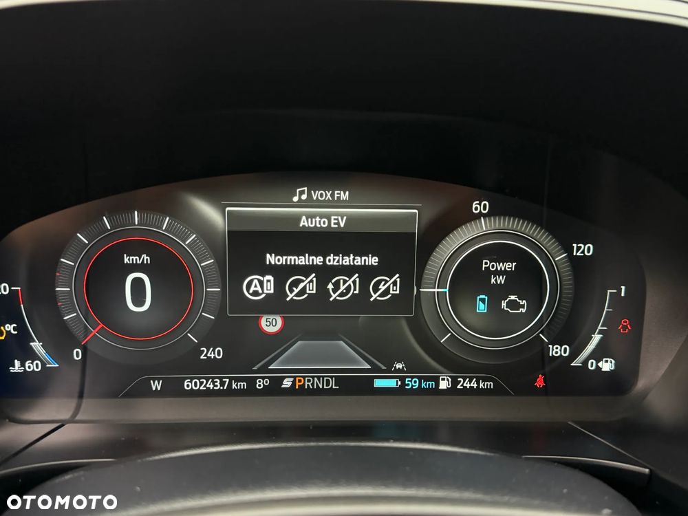 Ford Kuga 2.5P PHEV FWD ST-Line X - 27