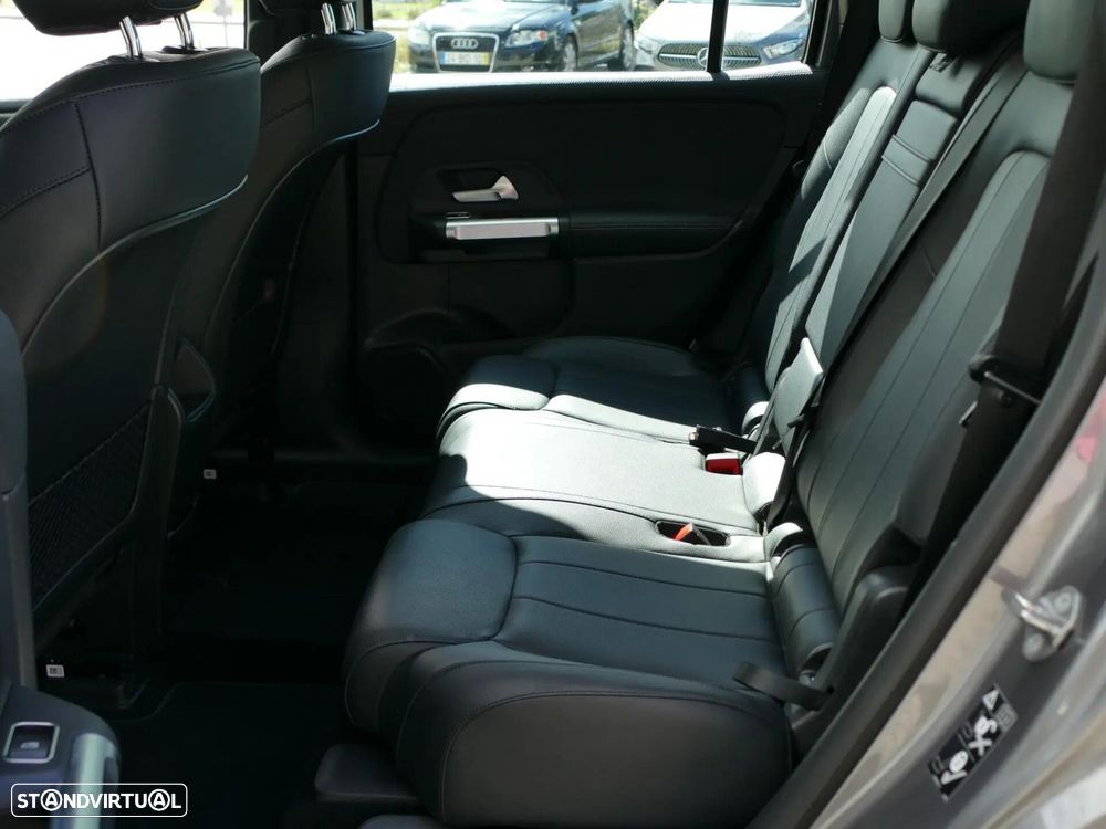 Mercedes-Benz EQB 250 Progressive - 32