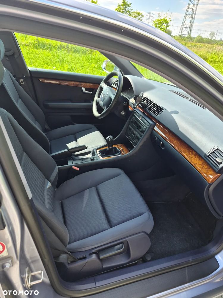 Audi A4 Limousine 1.8T - 12