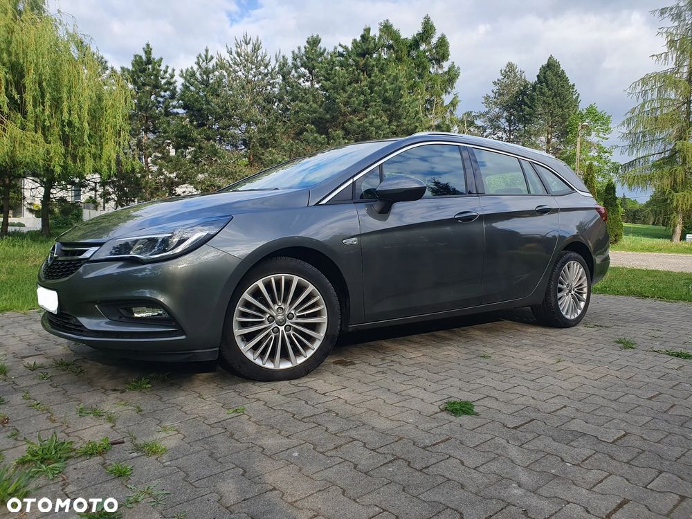 Opel Astra 1.4 T Dynamic S&S - 32