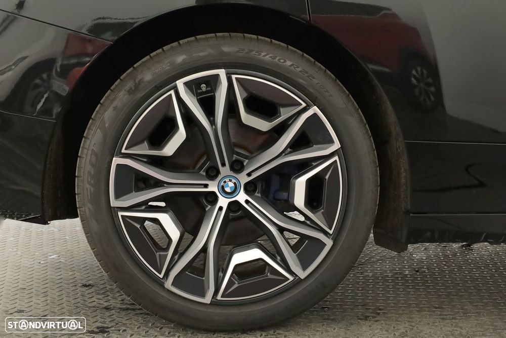 BMW iX xDrive 40 - 5