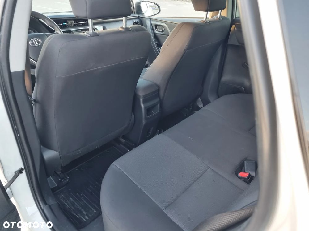 Toyota Auris 1.6 Active - 13