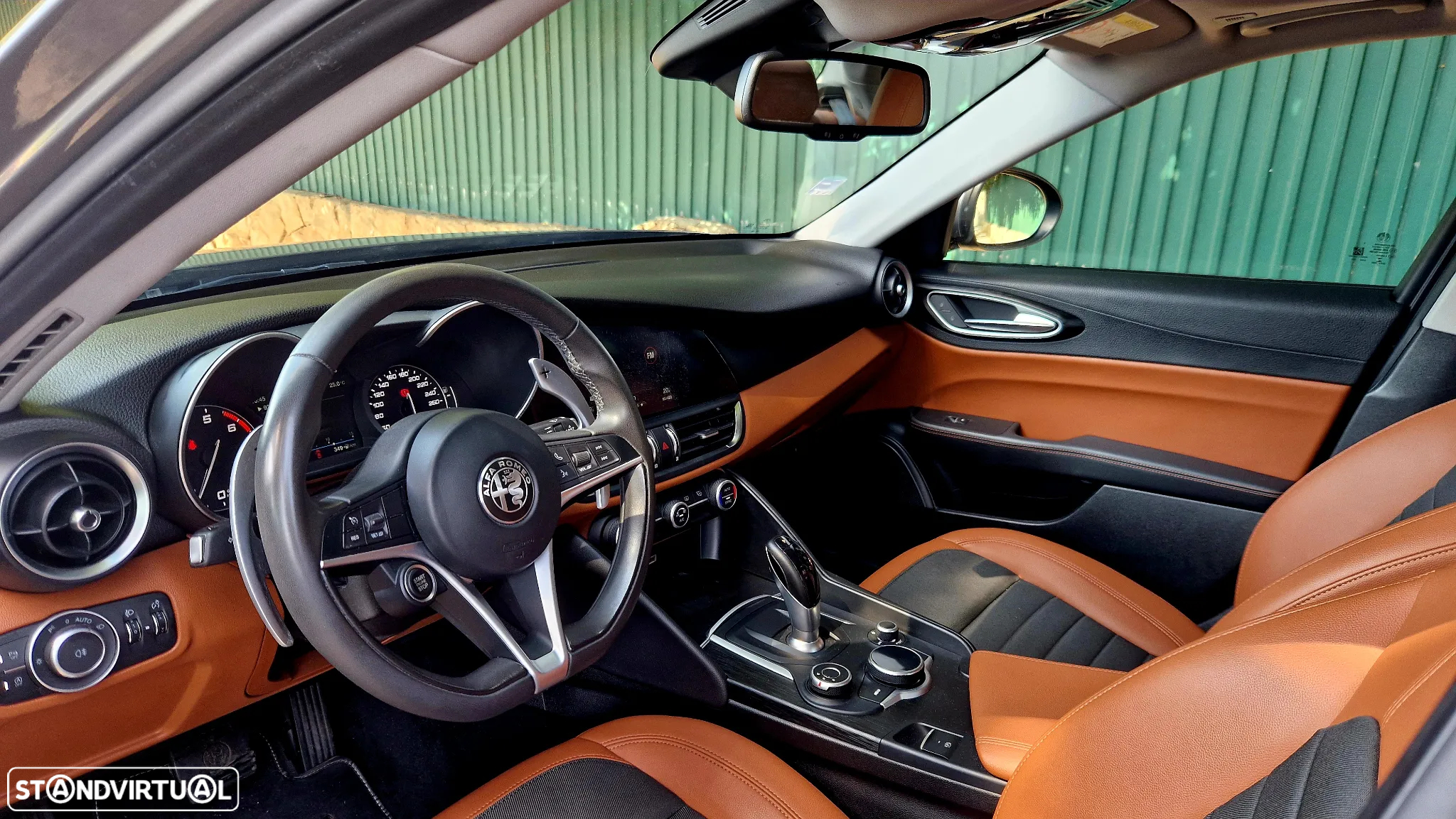 Alfa Romeo Giulia 2.0 AT8 - 4