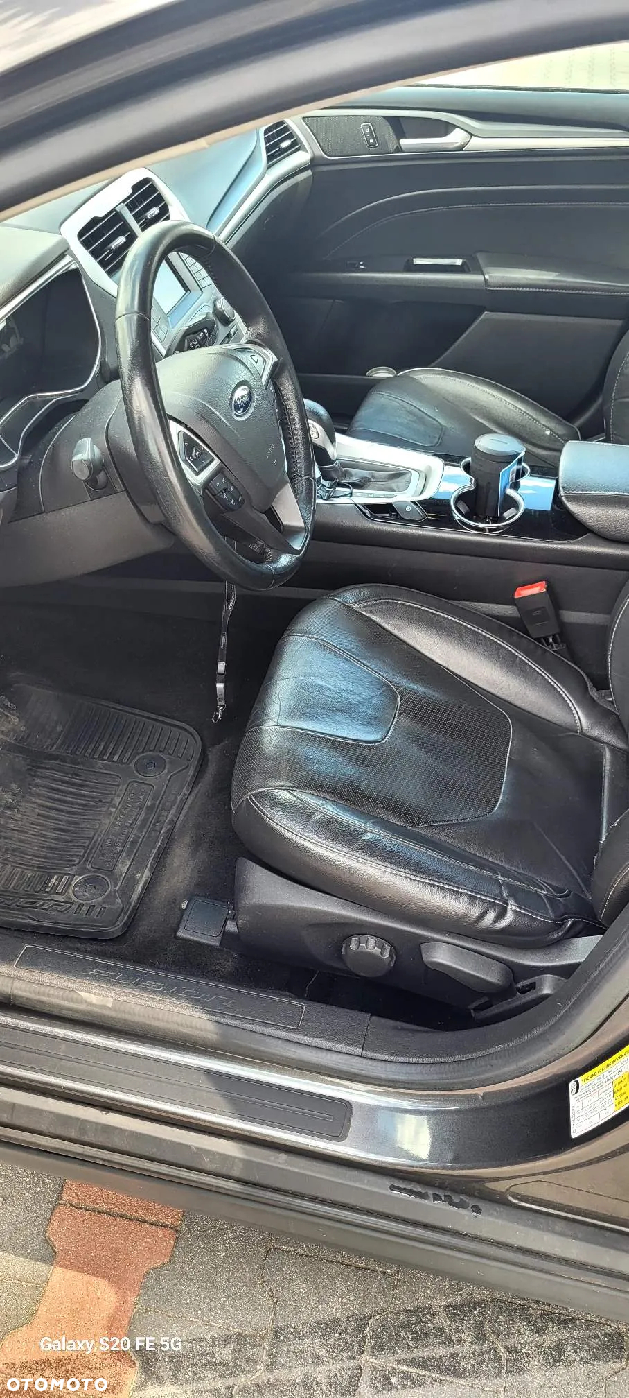 Ford Fusion - 10