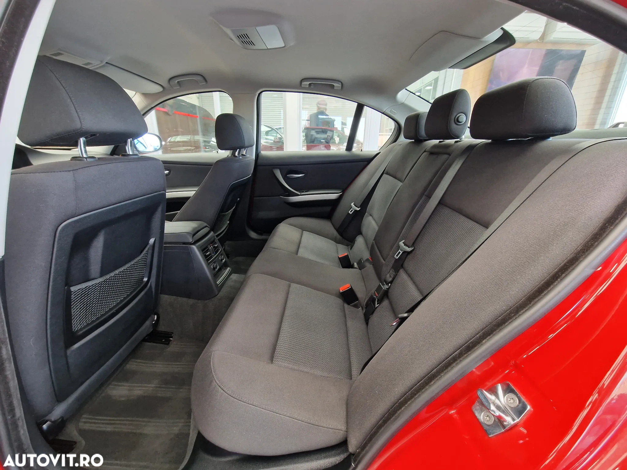 BMW Seria 3 316i - 7