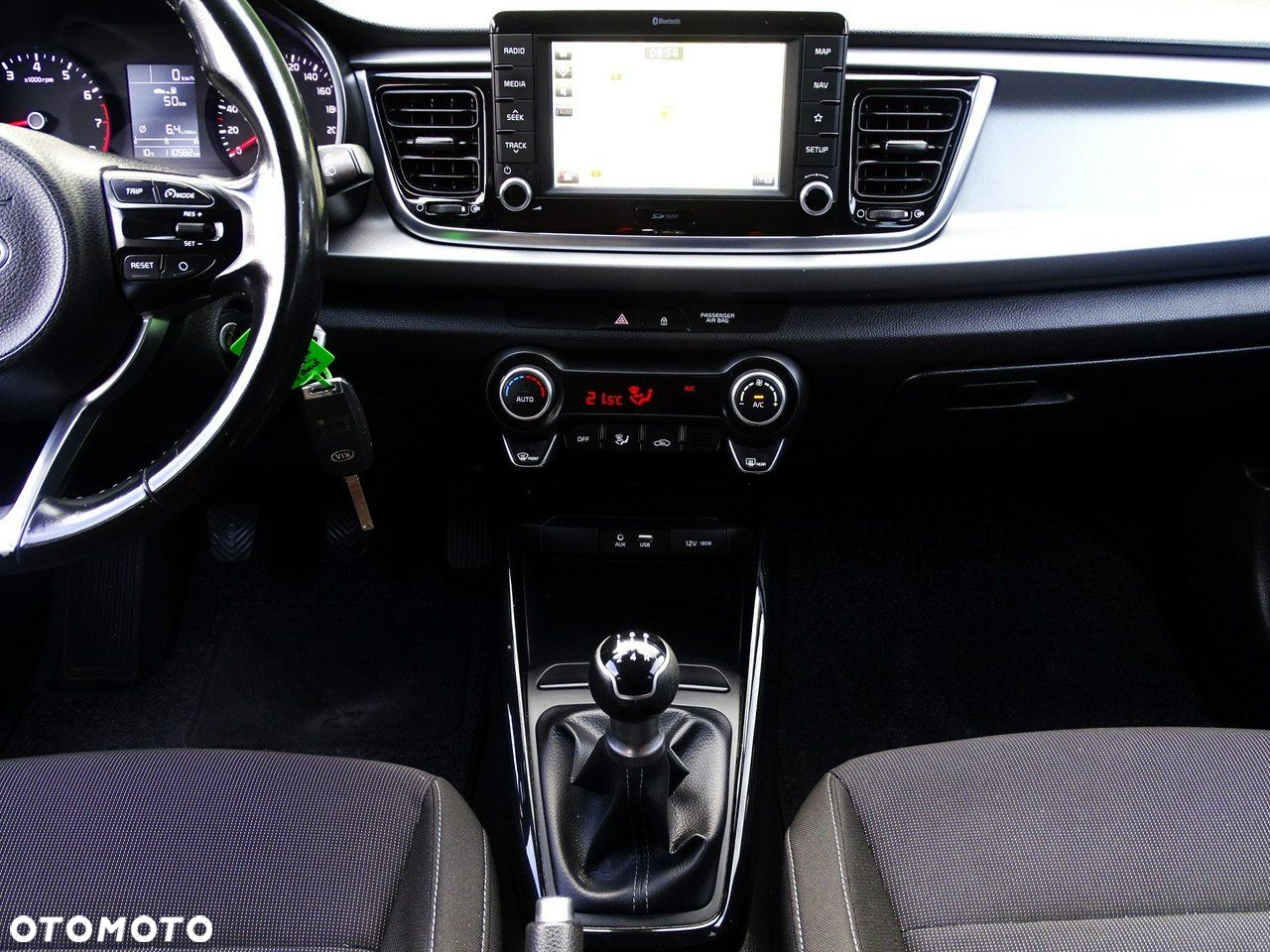 Kia Rio - 26