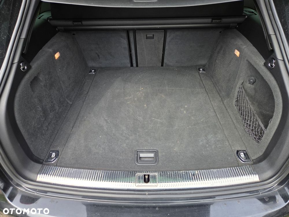 Audi A4 Avant 2.0 TFSI Quattro Line S tronic - 14