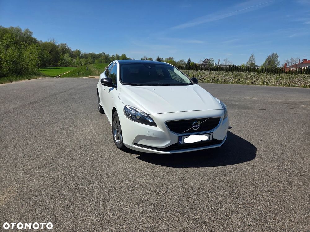 Volvo V40 D2 Ocean Race - 1