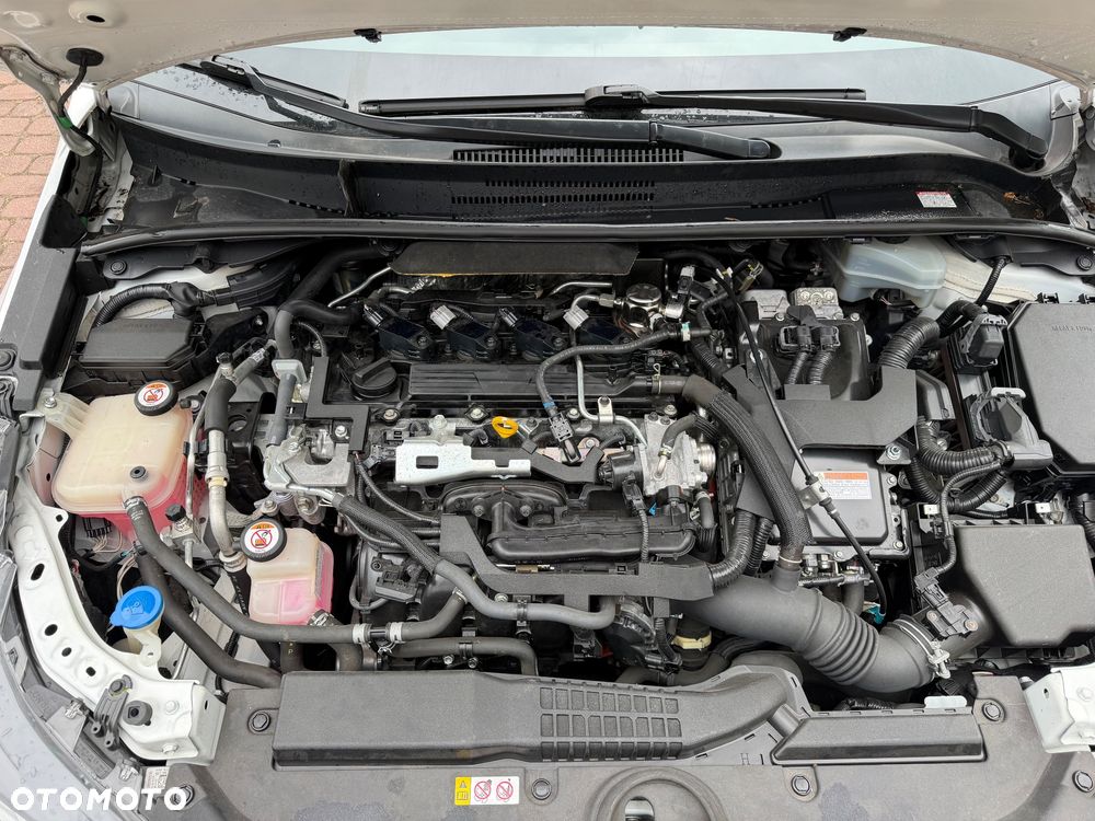 Toyota Corolla 2.0 Hybrid Executive - 21