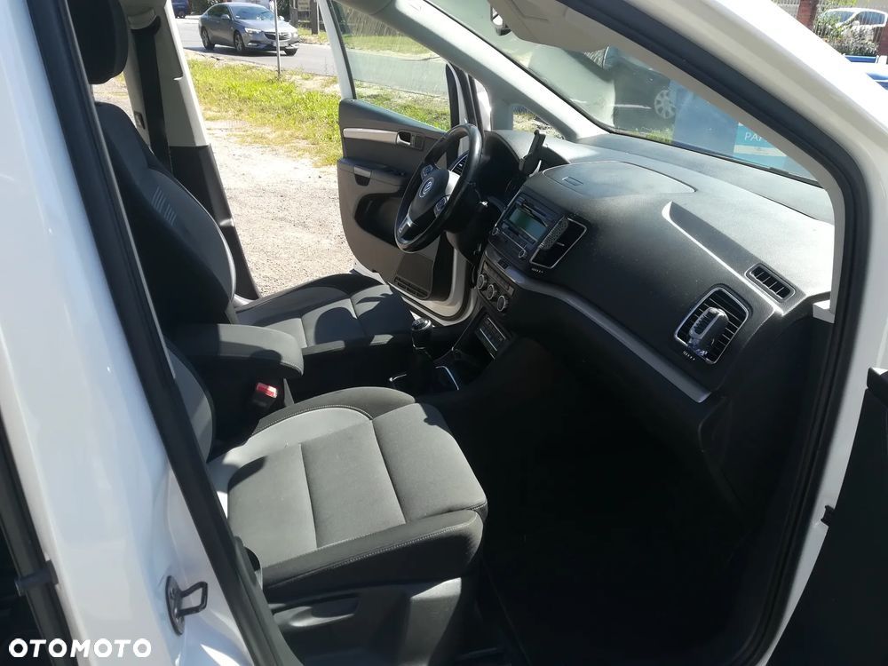 Volkswagen Sharan 2.0 TDI Highline - 11