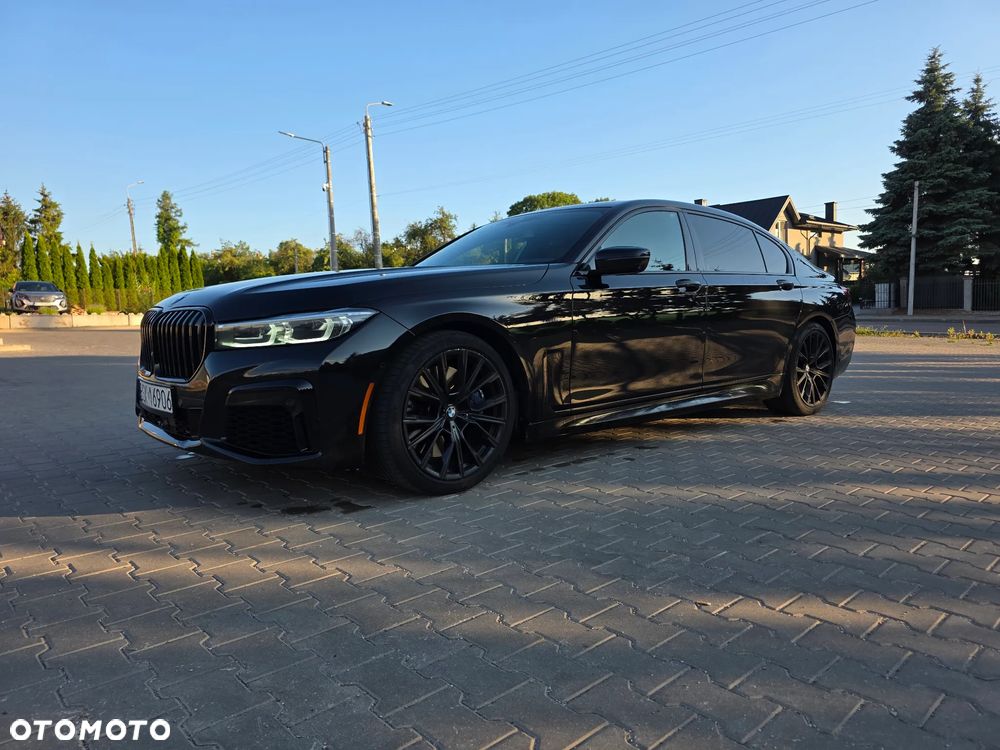 BMW Seria 7 740Li - 1