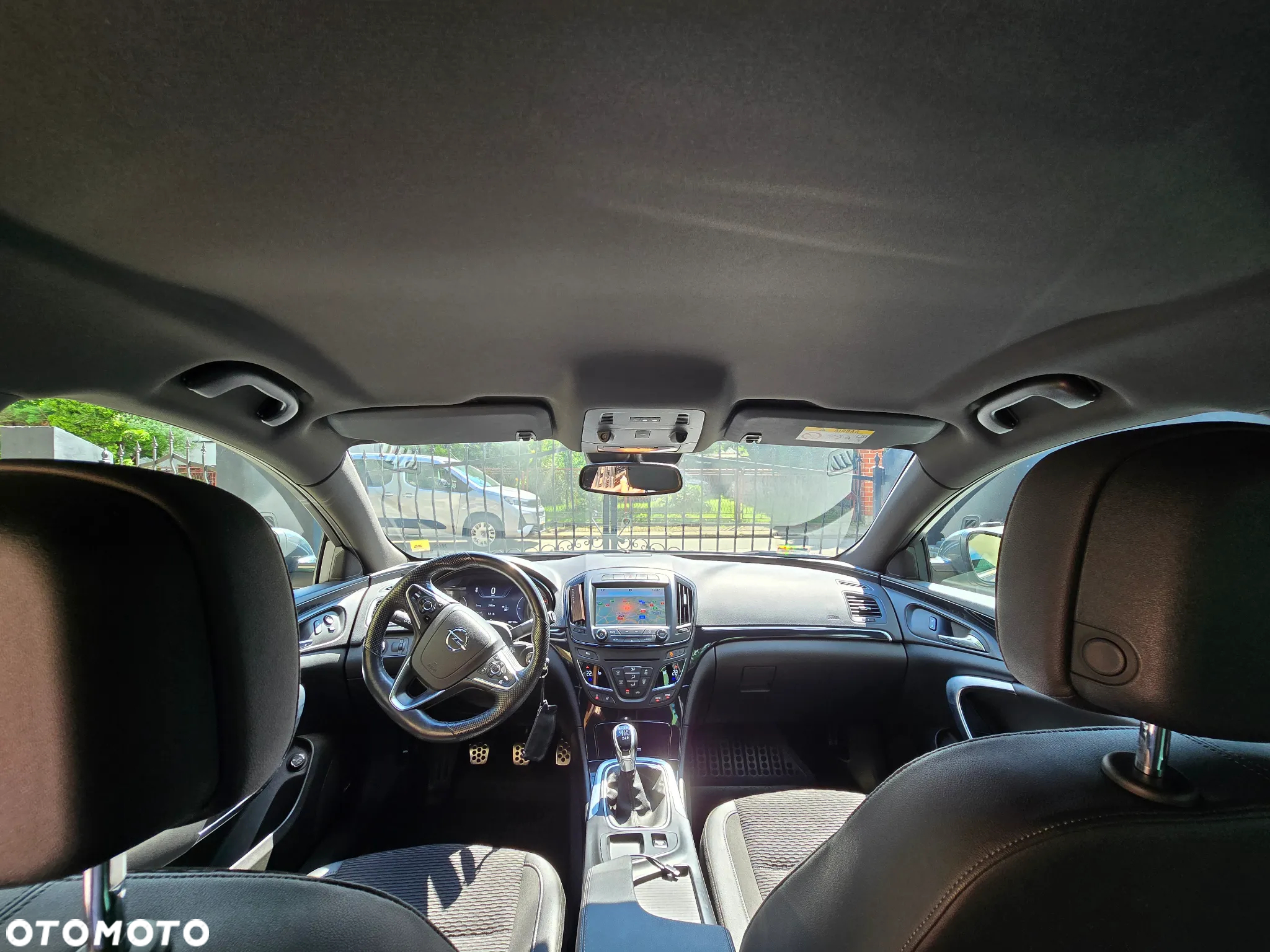Opel Insignia 1.6 T Cosmo S&S EU6 - 32