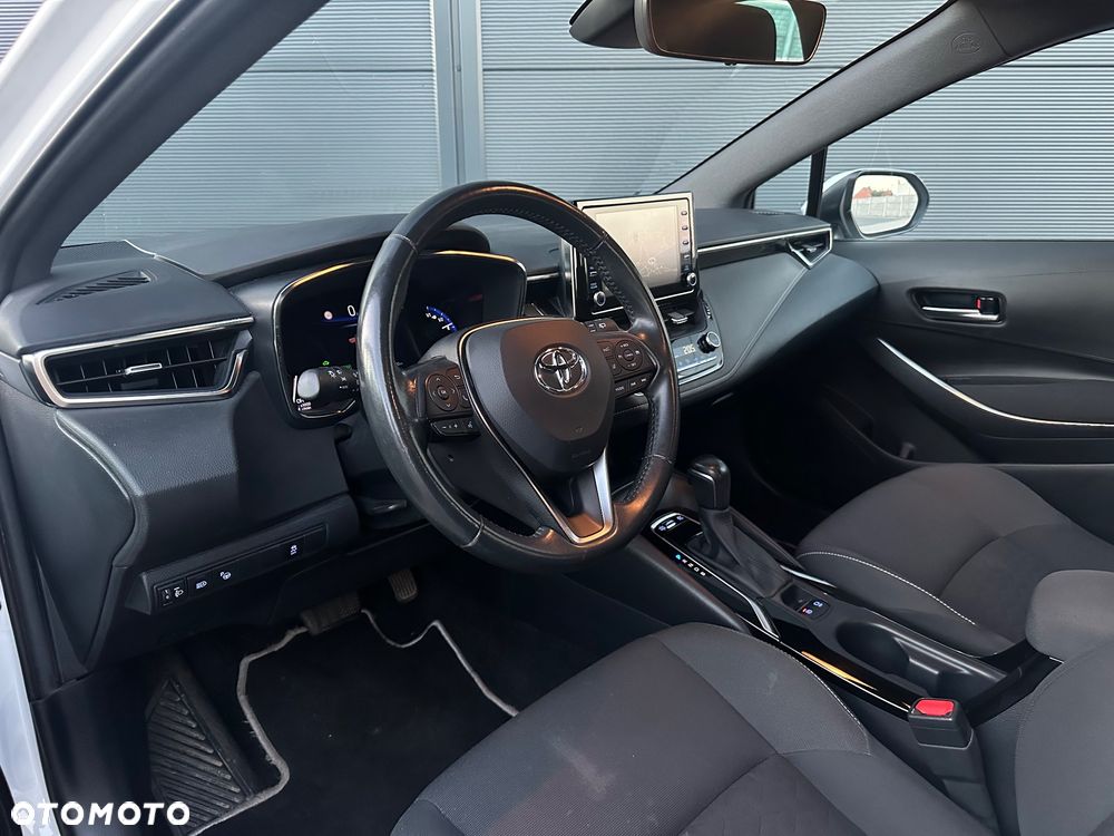 Toyota Corolla 1.8 Hybrid - 29