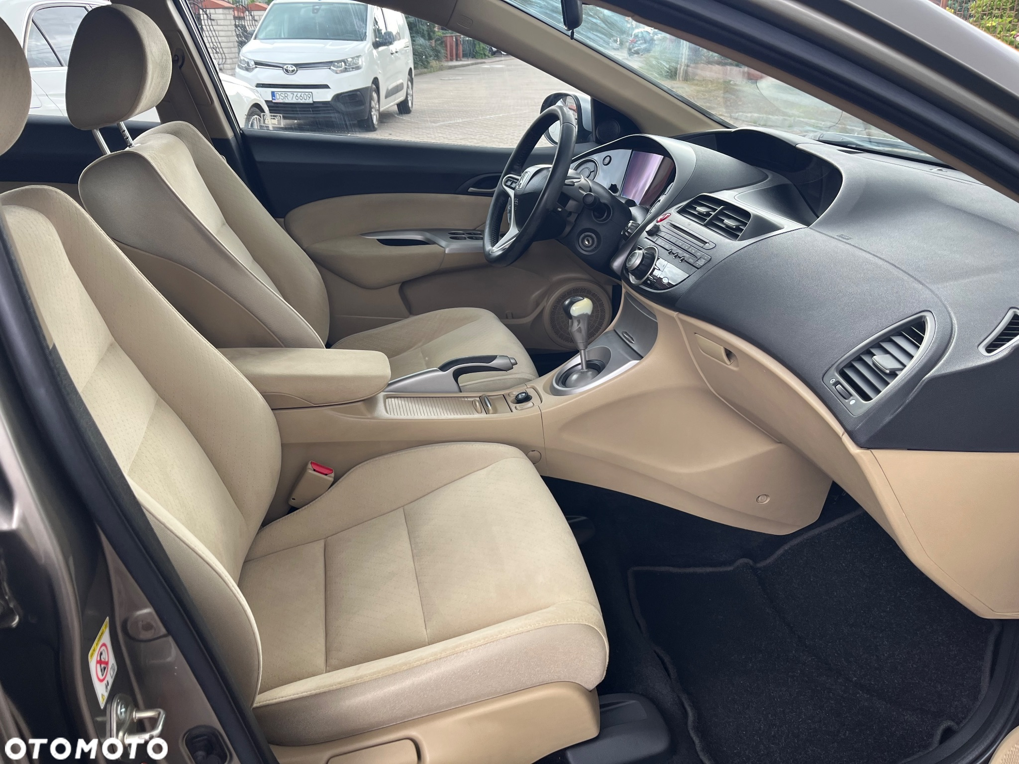 Honda Civic 1.8 Executive NAVI - 10