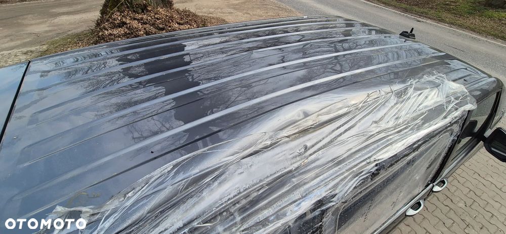 Volkswagen Multivan - 11