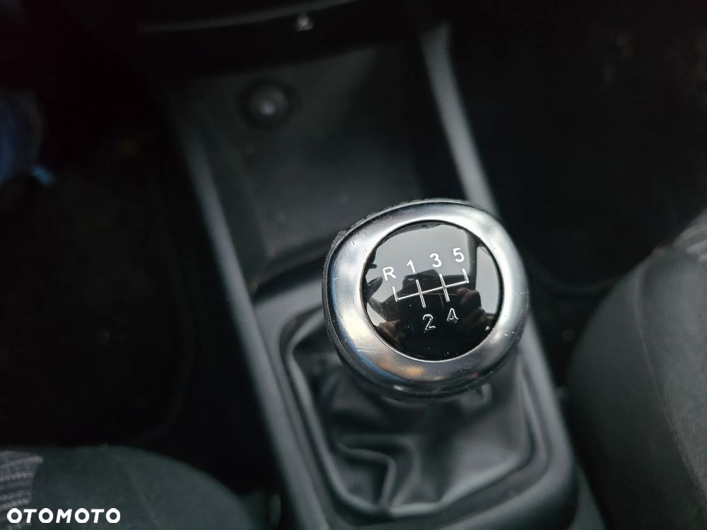 Kia Ceed 1.4 CVVT LX - 27