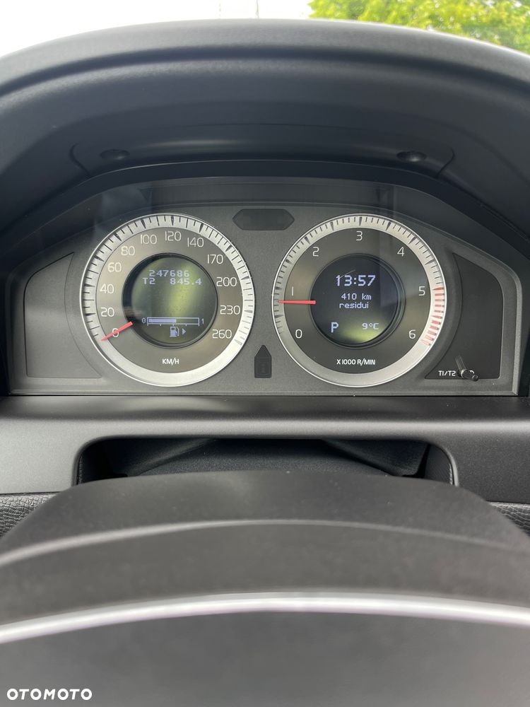 Volvo XC 60 D3 Momentum - 23