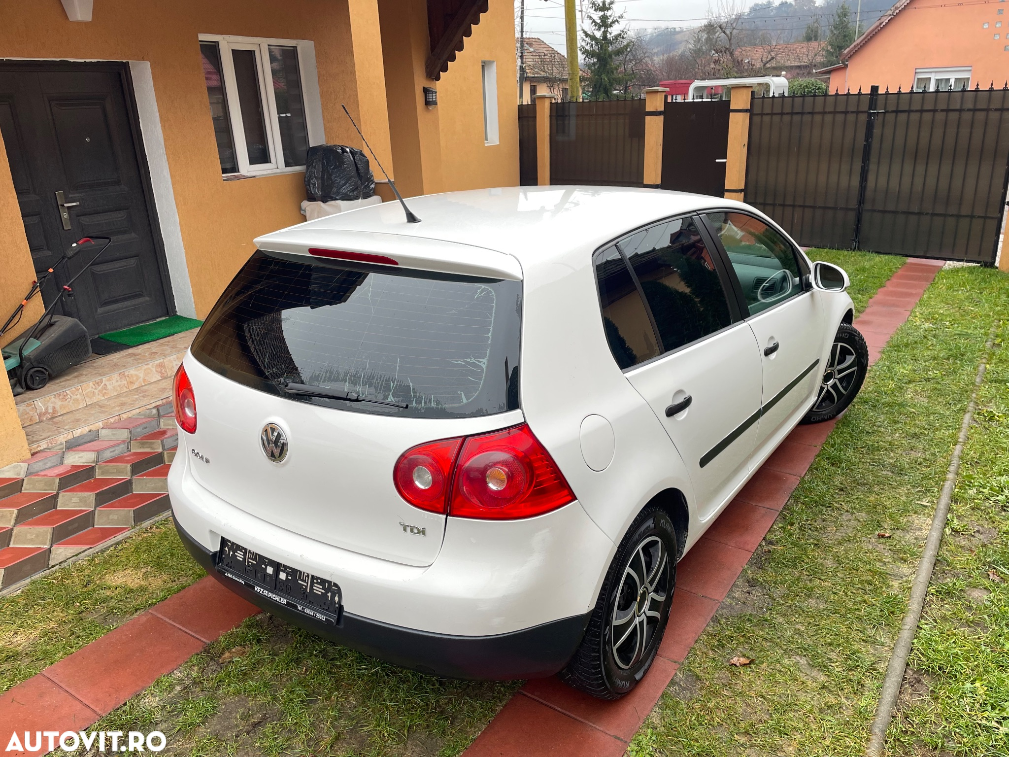 Volkswagen Golf 1.9 TDI Comfortline - 9