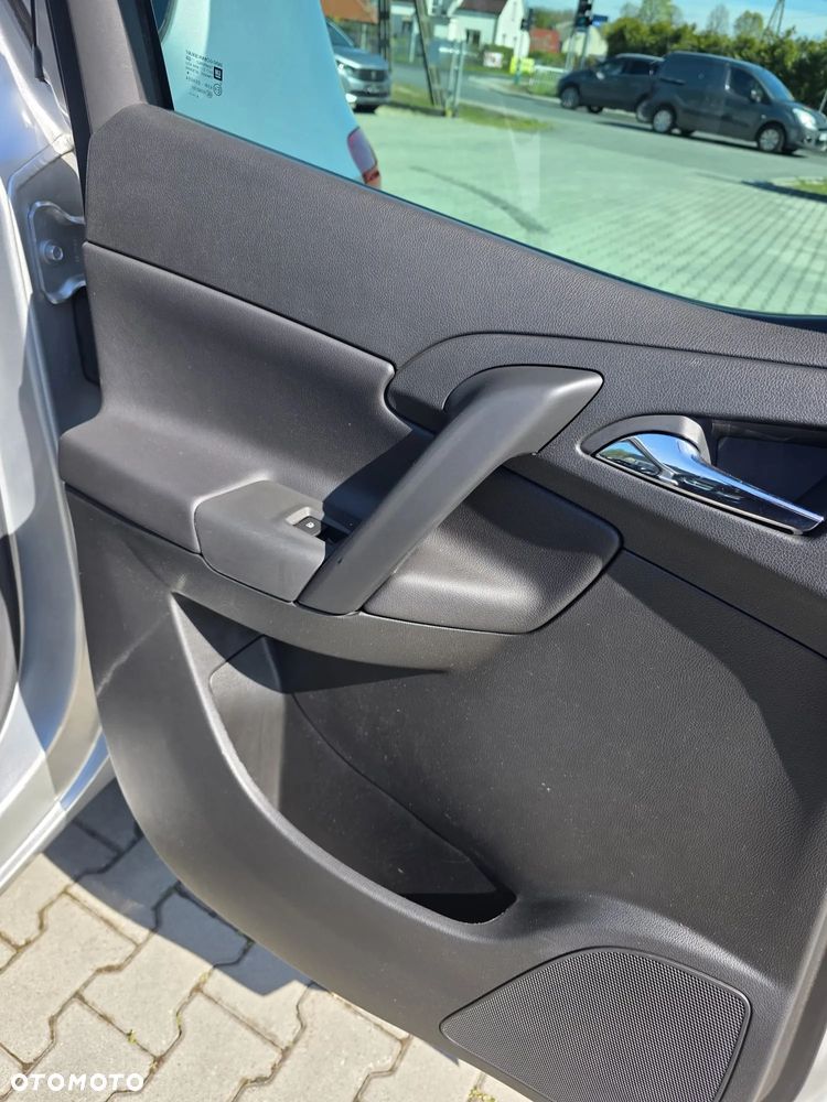 Opel Meriva 1.4 Ecoflex Design Edition - 24