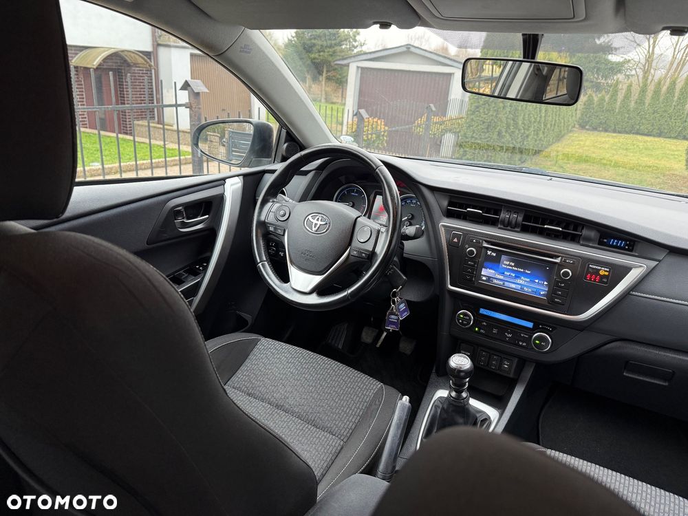 Toyota Auris 2.0 D-4D Prestige - 13