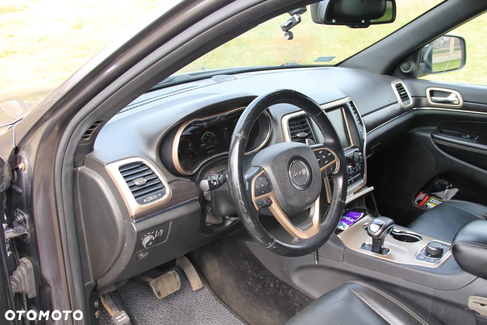 Jeep Grand Cherokee - 6