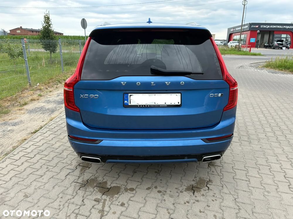 Volvo XC 90 D5 AWD R-Design 7os - 4