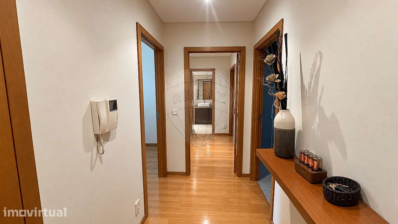 Apartamento T2 para arrendamento - Grande imagem: 2/14