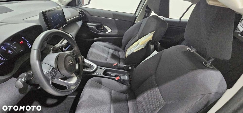 Toyota Yaris Cross - 10