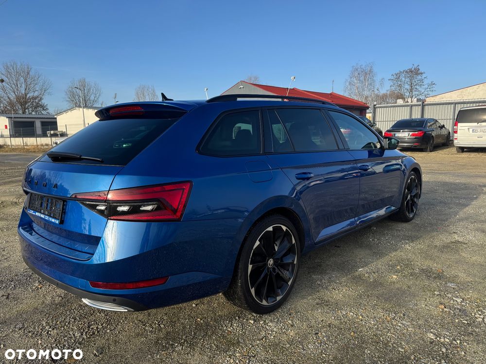 Skoda Superb 2.0 TDI DSG SportLine - 4