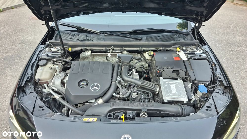 Mercedes-Benz Klasa A 200 7G-DCT Lim Special Edition - 40