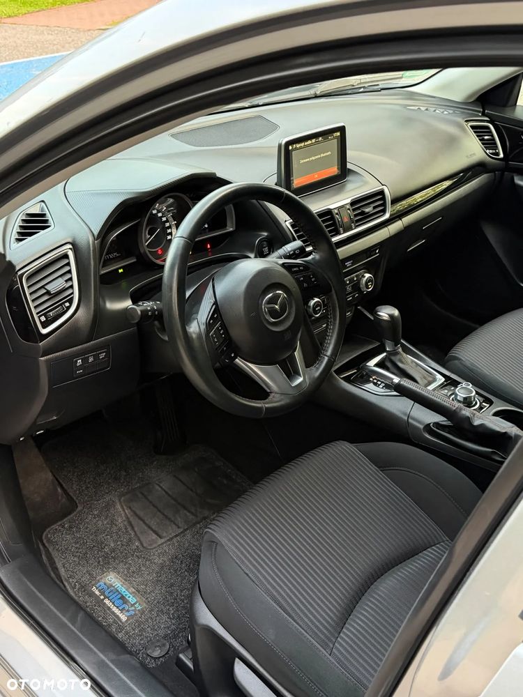Mazda 3 - 16