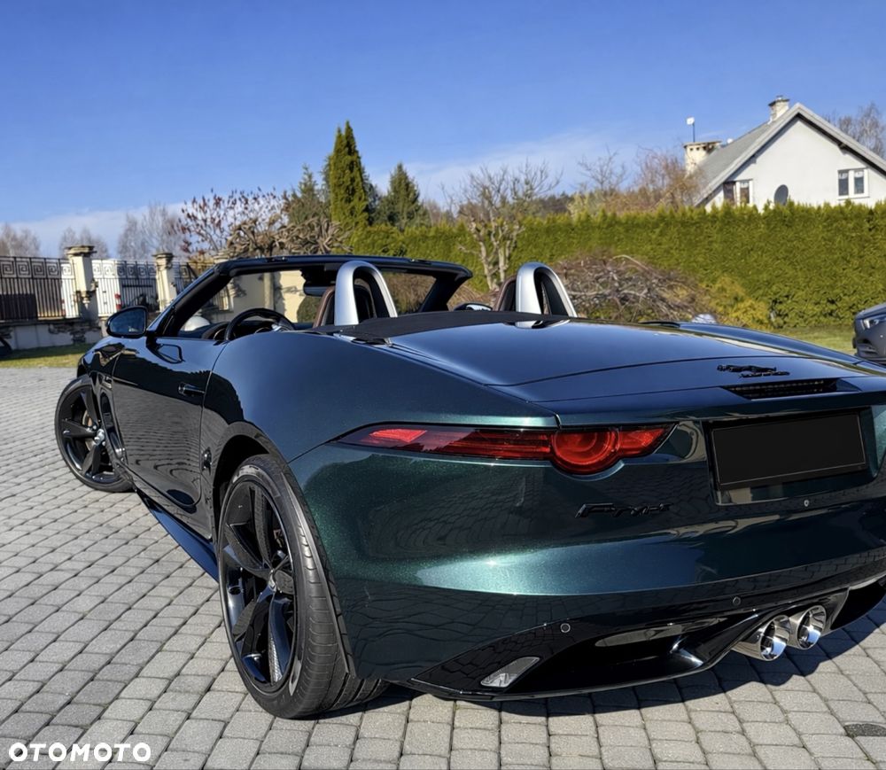 Jaguar F-Type - 4