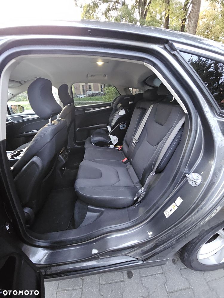 Ford Mondeo - 8